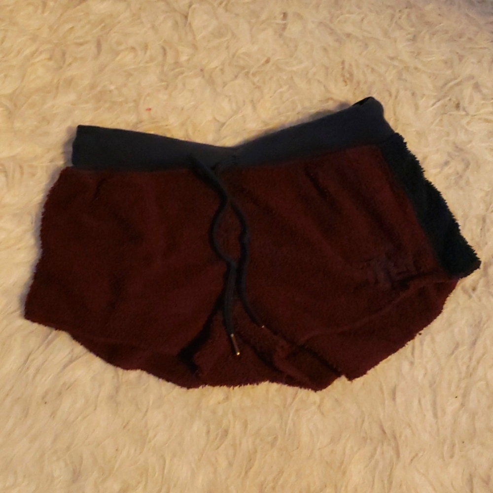 Tommy Hilfiger small shorts